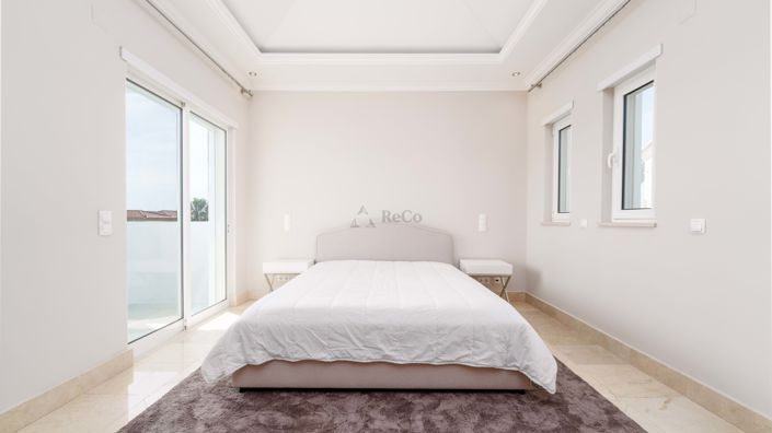 Image No.19-7 Bed Villa for sale