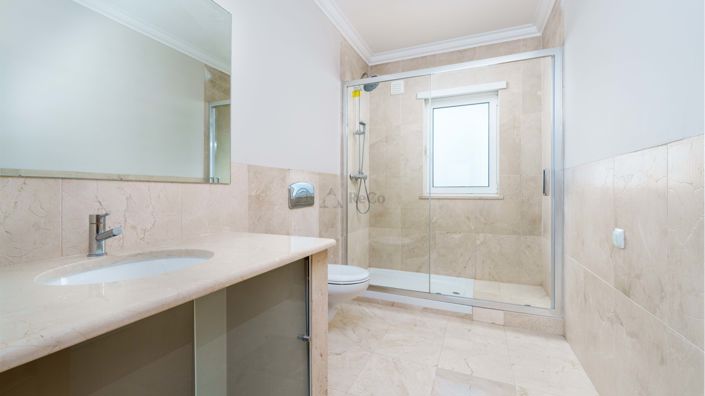 Image No.22-7 Bed Villa for sale