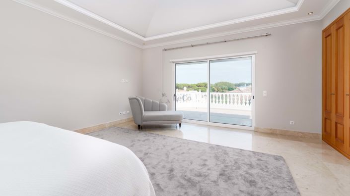 Image No.23-7 Bed Villa for sale