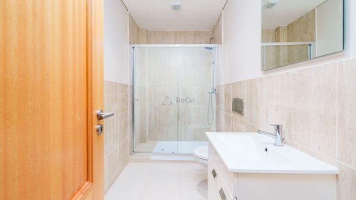 Image No.29-7 Bed Villa for sale