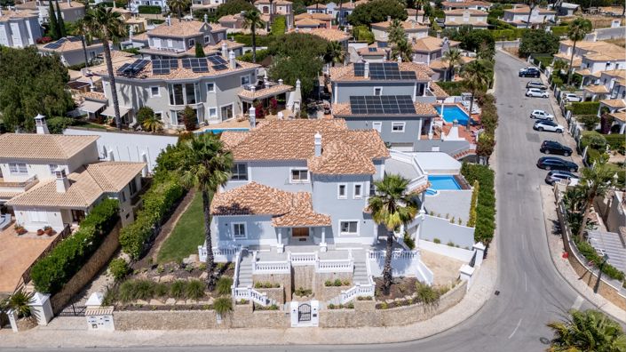 Image No.3-7 Bed Villa for sale