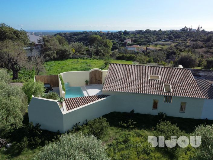 Image No.2-2 Bed Villa for sale