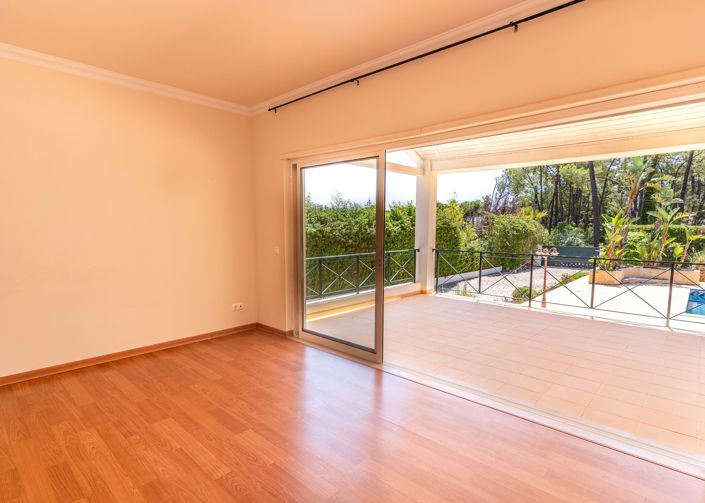 Image No.17-6 Bed Villa for sale