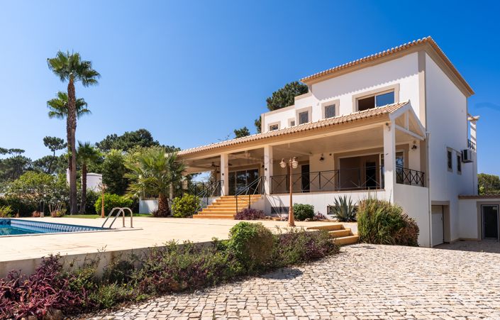 Image No.3-6 Bed Villa for sale