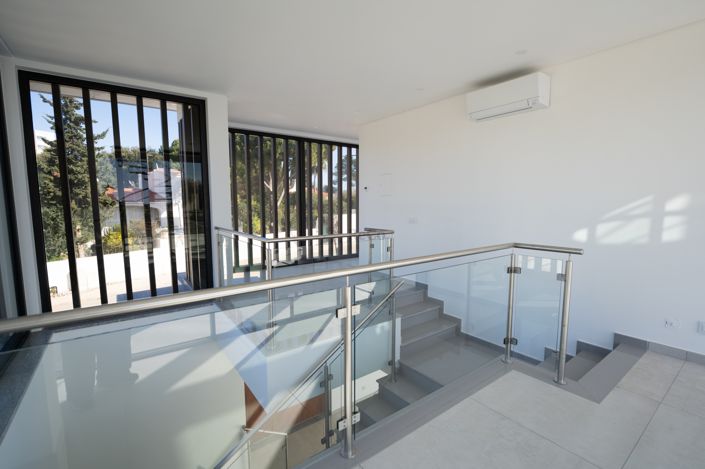 Image No.13-4 Bed Villa for sale