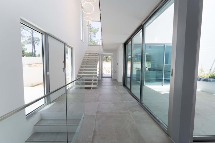 Image No.26-3 Bed Townhouse for sale