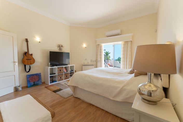 Image No.22-4 Bed Villa for sale