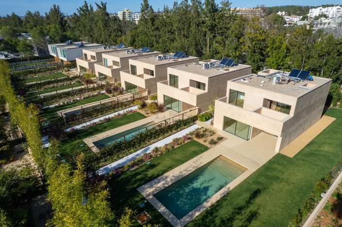 Image No.3-4 Bed Villa for sale