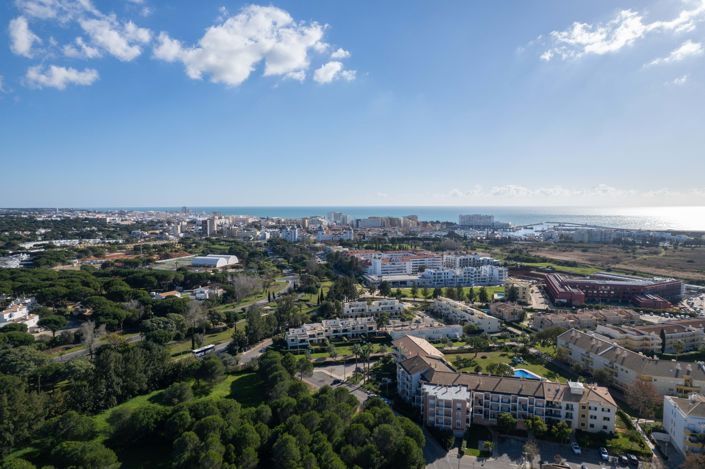 Image No.4-4 Bed Villa for sale