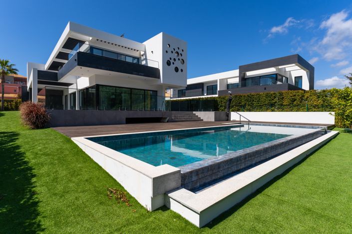 Image No.17-4 Bed Villa for sale