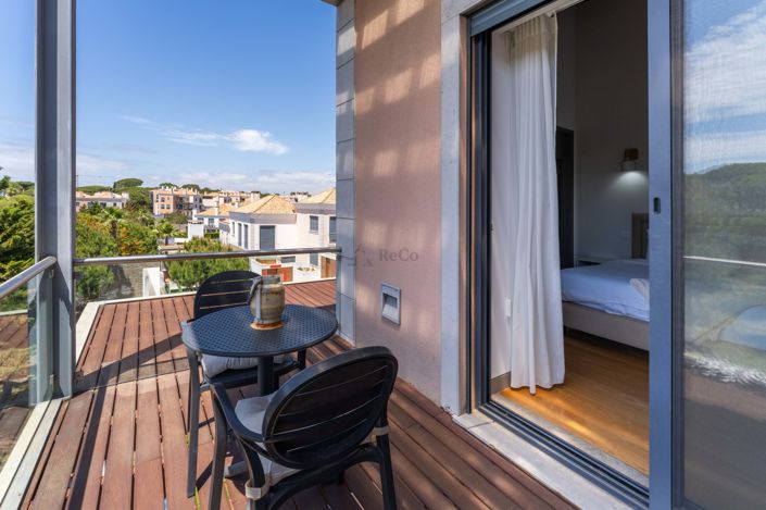 Image No.24-2 Bed Apartment for sale