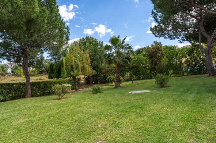 Image No.4-4 Bed Townhouse for sale