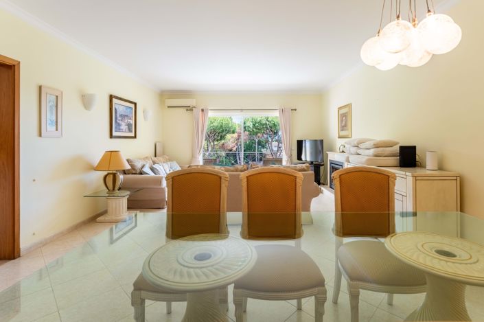 Image No.14-4 Bed Townhouse for sale