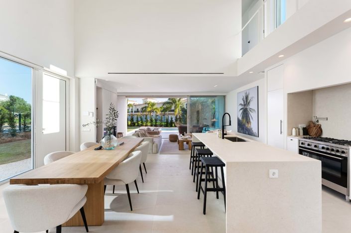 Image No.1-3 Bed Villa for sale