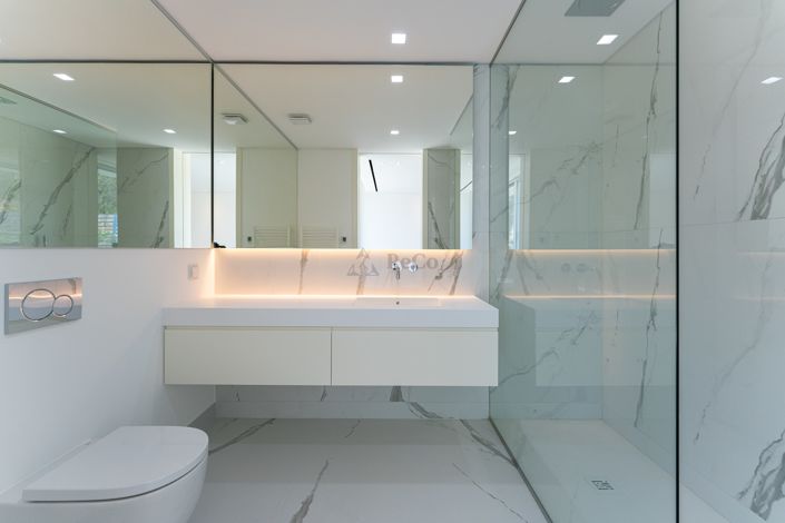 Image No.25-5 Bed Villa for sale