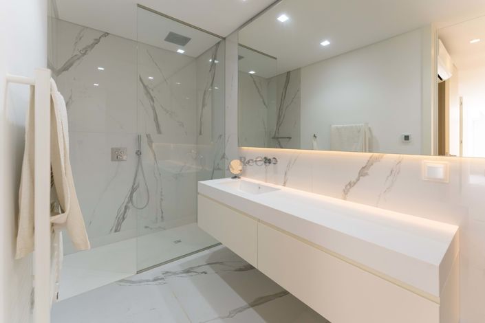 Image No.19-3 Bed Villa for sale