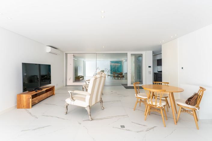 Image No.20-3 Bed Villa for sale