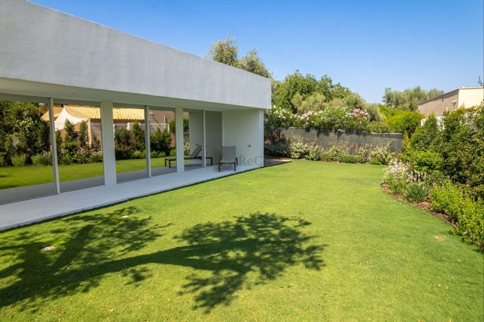 Image No.26-3 Bed Villa for sale