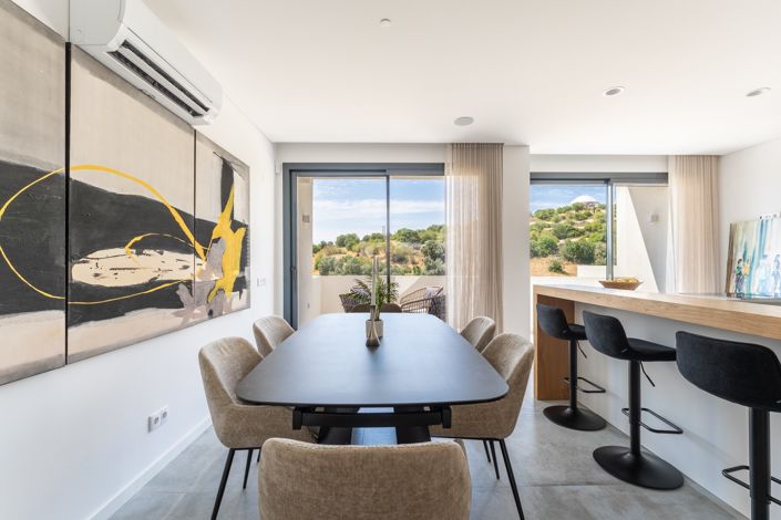 Image No.15-3 Bed Property for sale