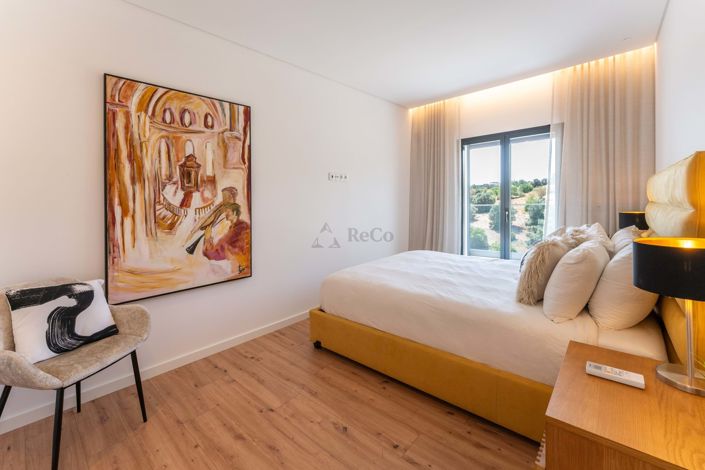 Image No.21-3 Bed Property for sale