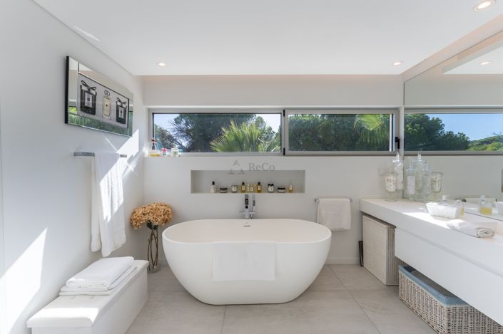 Image No.35-5 Bed Villa for sale