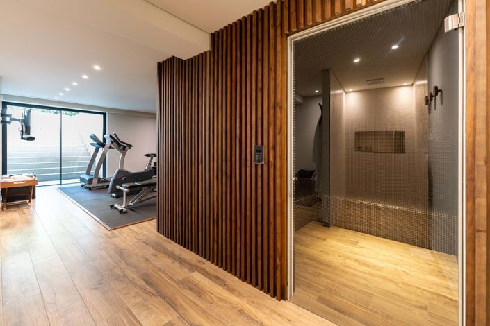 Image No.35-8 Bed Villa for sale