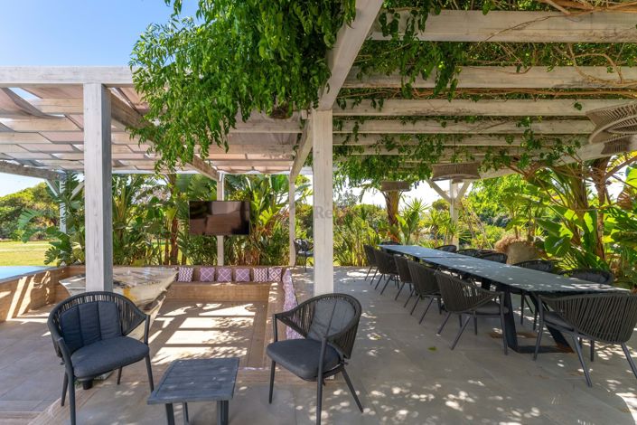 Image No.39-8 Bed Villa for sale