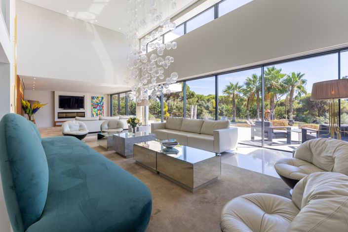 Image No.6-8 Bed Villa for sale