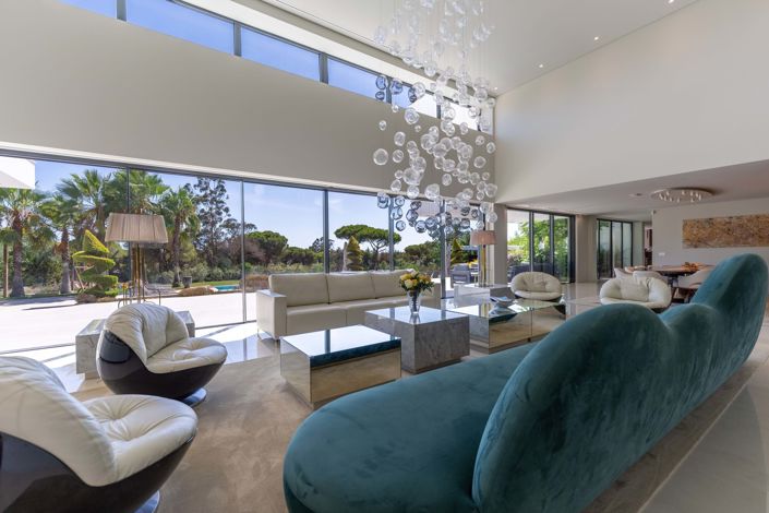 Image No.8-8 Bed Villa for sale