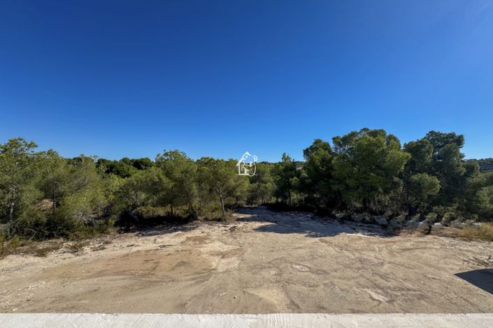 Image No.69-5 Bed Villa for sale