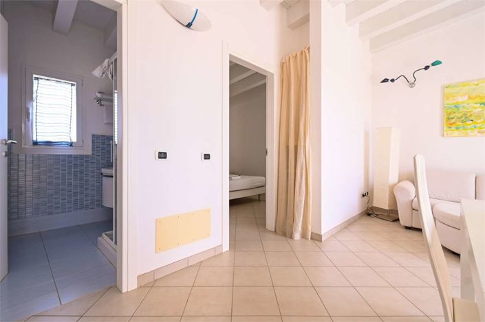 Image No.11-2 Bed Property for sale