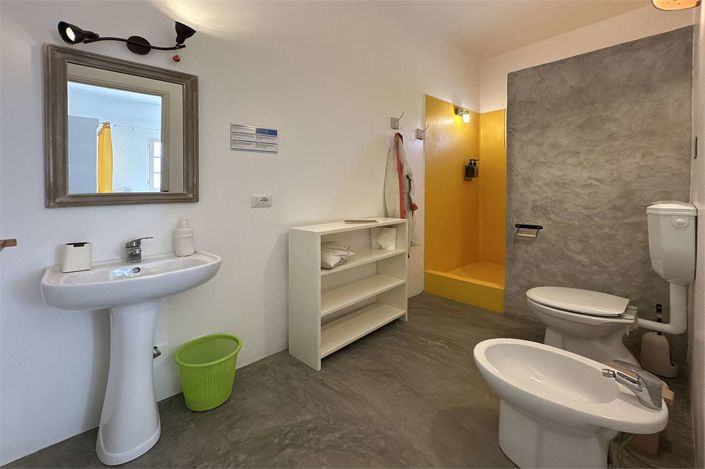 Image No.14-3 Bed Property for sale