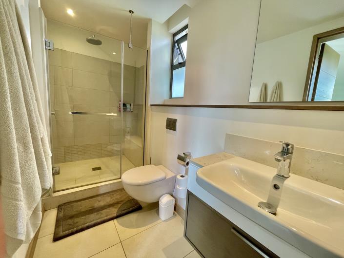 Image No.15-3 Bed Apartment for sale