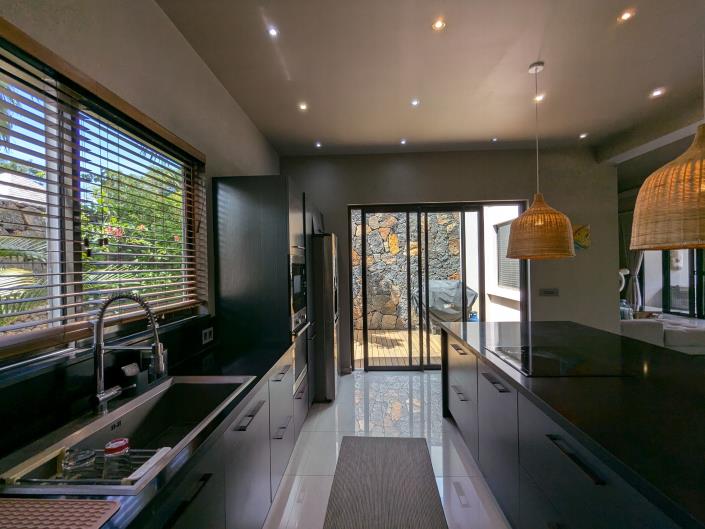 Image No.12-5 Bed Villa for sale