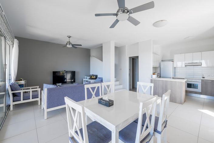 Image No.6-3 Bed House for sale