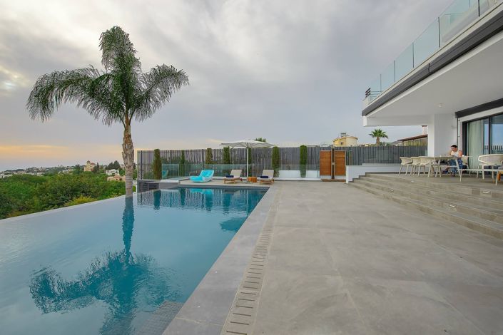 Image No.10-4 Bed Villa for sale