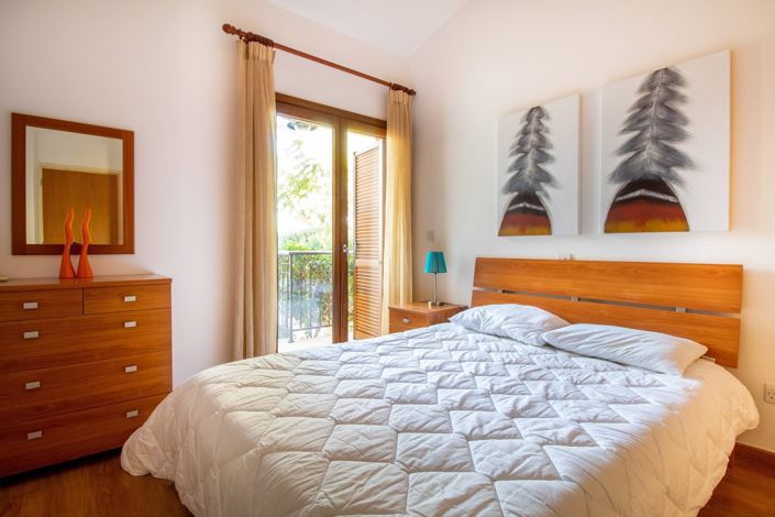 Image No.8-3 Bed House for sale