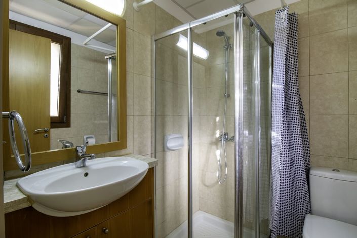 Image No.9-3 Bed House for sale