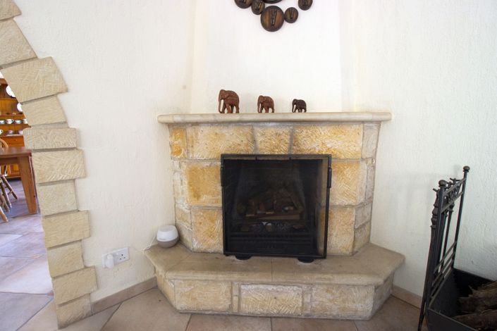 Image No.12-4 Bed Villa for sale