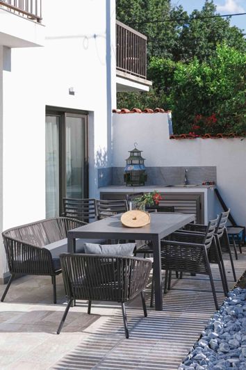 Image No.5-7 Bed House for sale