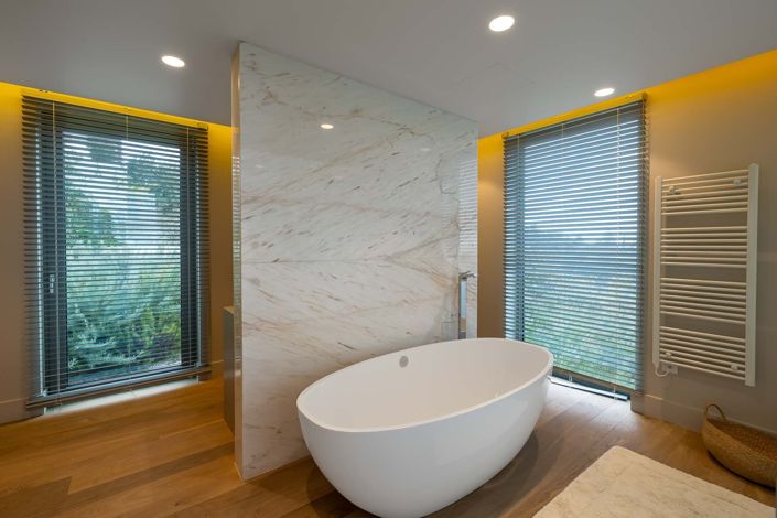 Image No.19-4 Bed House for sale