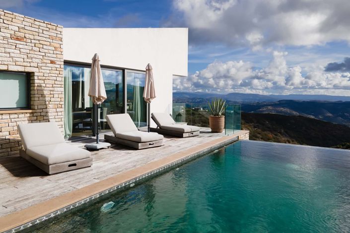 Image No.3-4 Bed House for sale