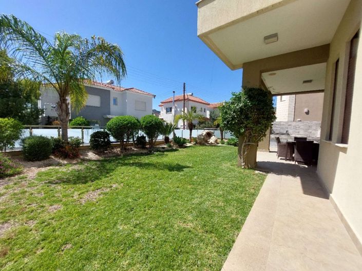 Image No.23-4 Bed House for sale