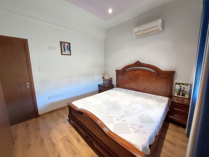 Image No.9-4 Bed House for sale