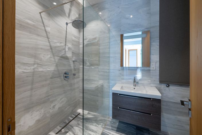 Image No.16-4 Bed House for sale