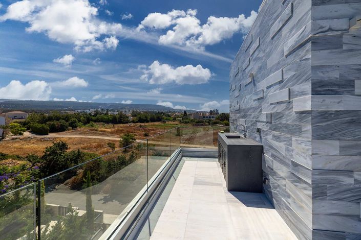 Image No.27-4 Bed House for sale