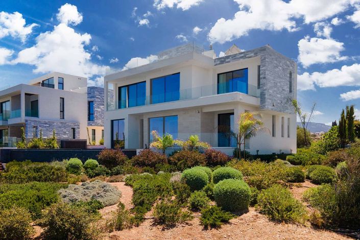 Image No.30-4 Bed House for sale