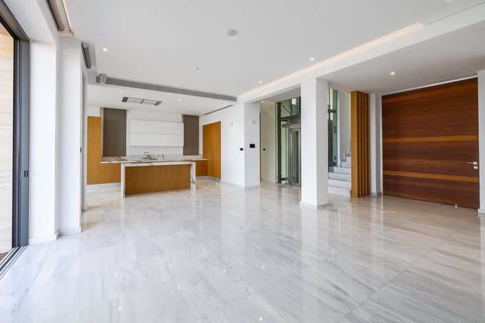 Image No.4-4 Bed House for sale