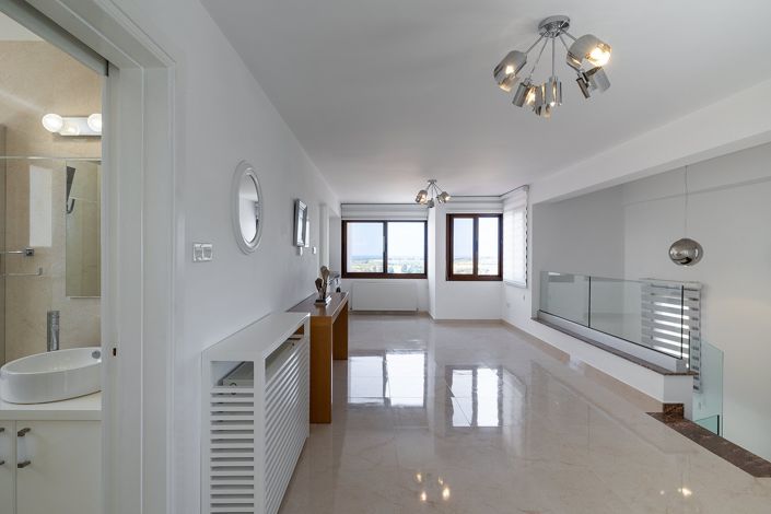 Image No.20-4 Bed Villa for sale