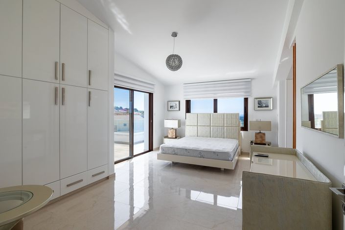 Image No.22-4 Bed Villa for sale